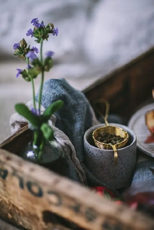 🌙РИТМ ДНЯ | 16 апреля
Доброе утро, мои хорошие.
Сегодня уже совсем тоненькая убывающая Луна, завтра новолуние.
И если честно, у меня самой с утра ощущение, что сил не так много, жа еще и заболела | Сетка — социальная сеть от hh.ru