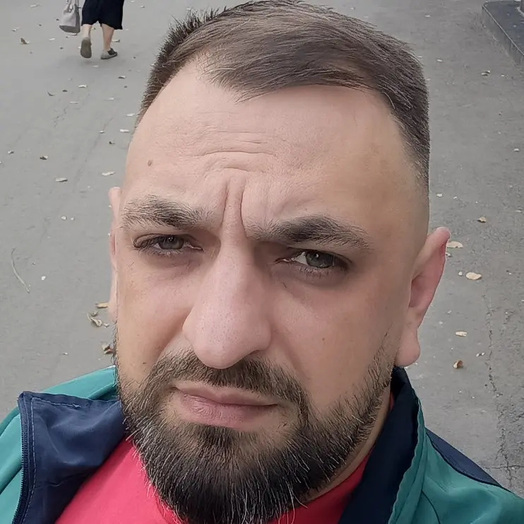 Александр Бабиков