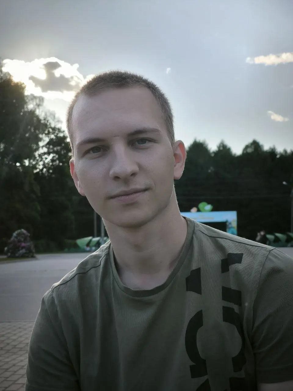 Григорий Семенчев | Сетка — социальная сеть от hh.ru