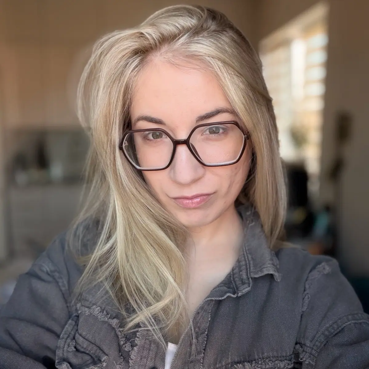 Влада Неделина | Сетка — социальная сеть от hh.ru