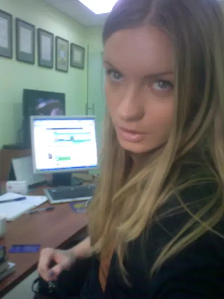 Елена Стрельцова