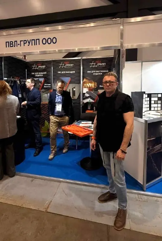 📢 Изучили тренды строительства на «ИнтерСтройЭкспо»!
Сотрудники холдинга посетили одно из ключевых отраслевых мероприятий, ежегодно собирающее специалистов в сфере строительства, архитектуры и дизайна | Сетка — социальная сеть от hh.ru