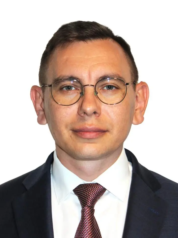 Хаос в управлении, сотрудники показывают низкий KPI | Сетка — социальная сеть от hh.ru
