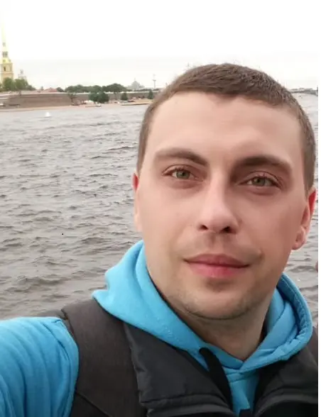 Владимир Макаров