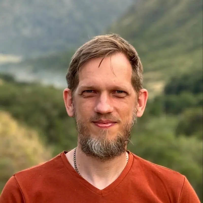 Евгений Мукомело