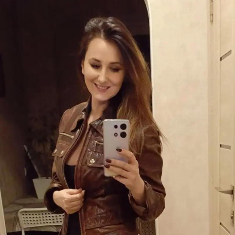 Марина Елчанинова