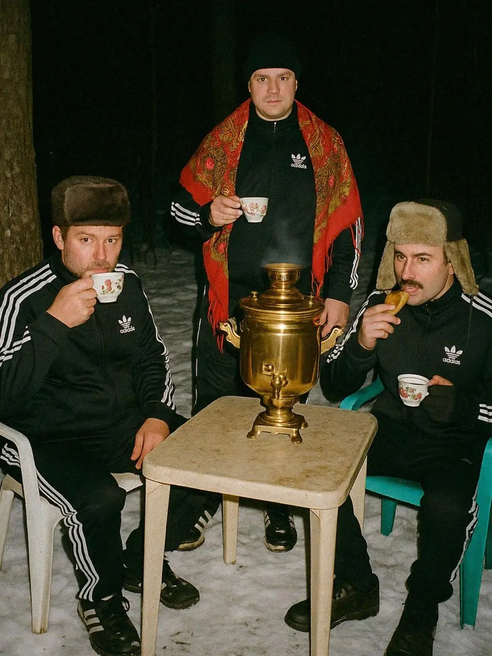 Как заработать 2,2 миллиарда, не продав ни одного кроссовка
Российское юрлицо Adidas впервые за три года вышло в плюс и заработало 2,2 млрд рублей чистой прибыли за 2025 год | Сетка — социальная сеть от hh.ru
