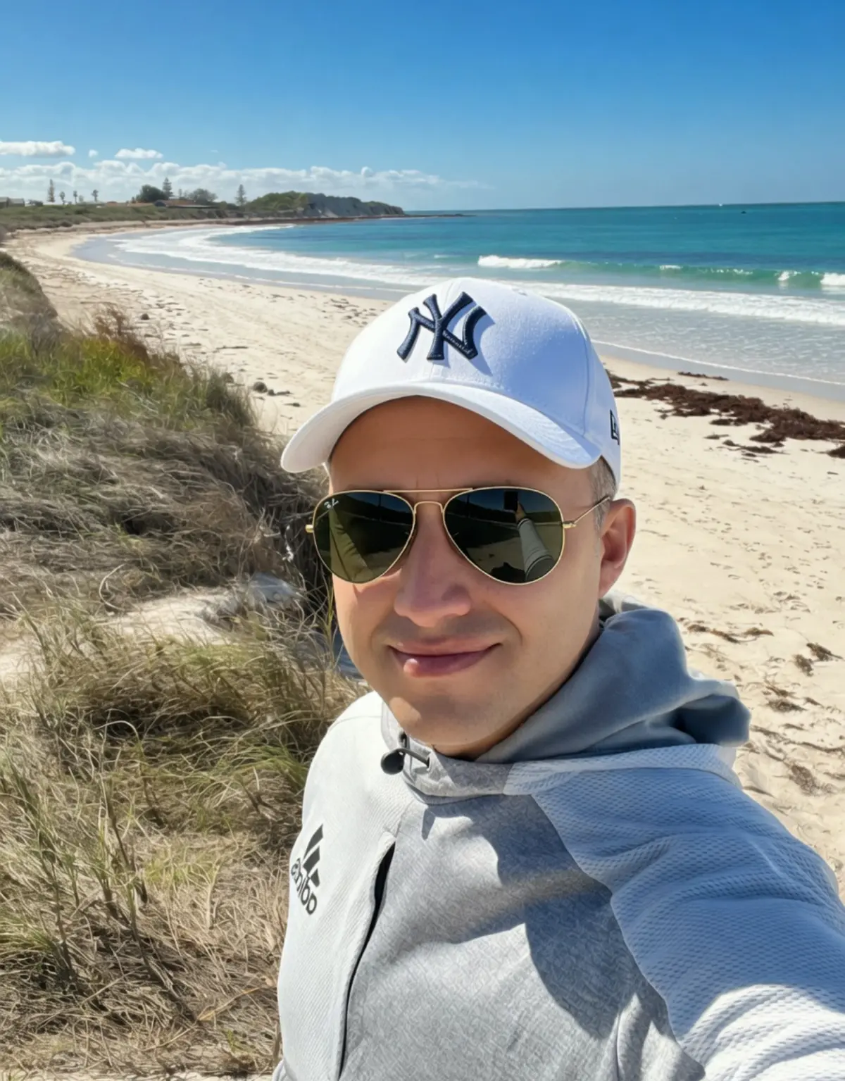 Traveling Western Australia’s coastline was a great discovery. The beaches and clear blue water are beautiful. From a logistics side, the roads and infrastructure make it easy to travel long distances | Сетка — социальная сеть от hh.ru