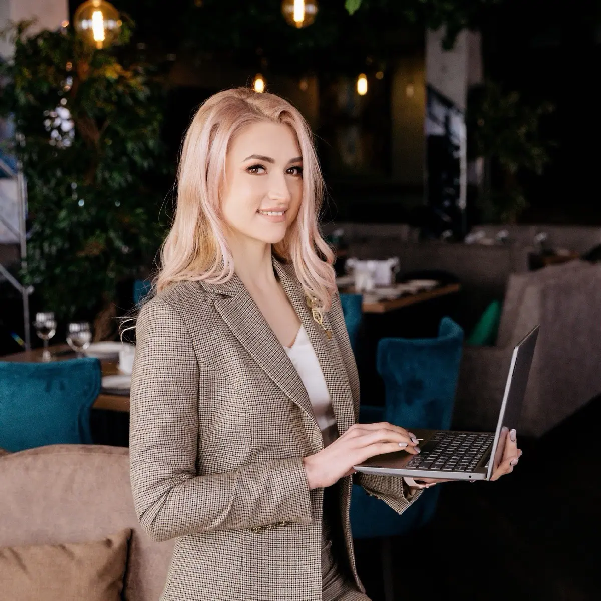 Юлия Стадникова | Сетка — социальная сеть от hh.ru