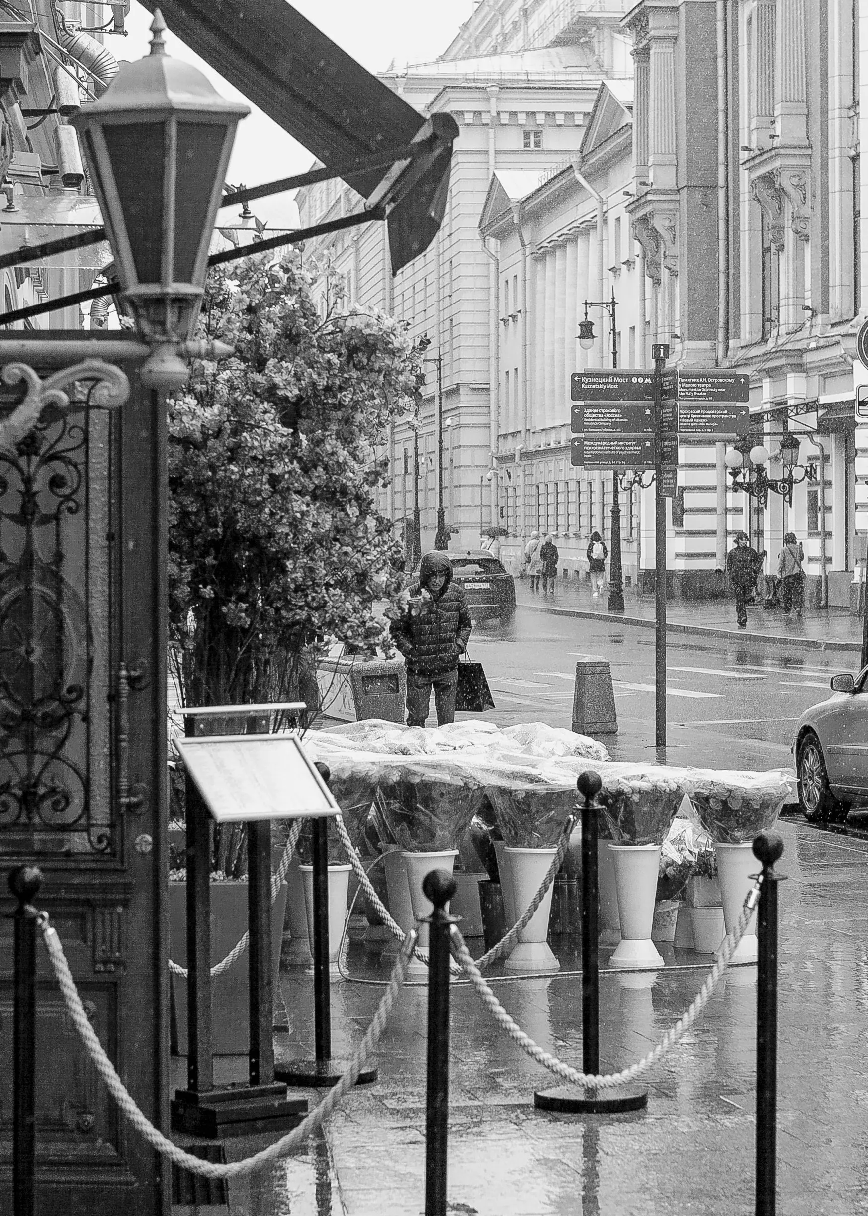 #петровичев #улицапетровичева
ДАВНО НЕ БРАЛ Я В РУКИ БУБЕН.. | Сетка — социальная сеть от hh.ru