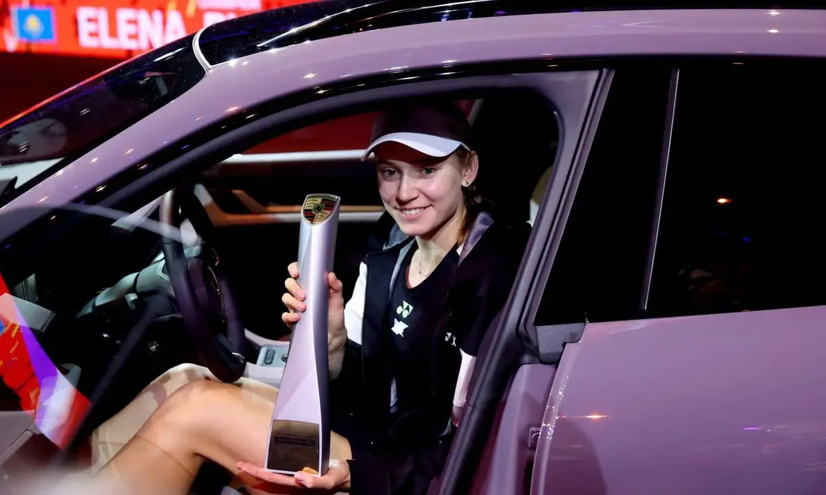 Андреева уступила Рыбакиной в полуфинале турнира WTA в Штутгарте
#Россия #Казахстан #Андреева #Рыбакина #Соперничество #Cпорт | Сетка — социальная сеть от hh.ru