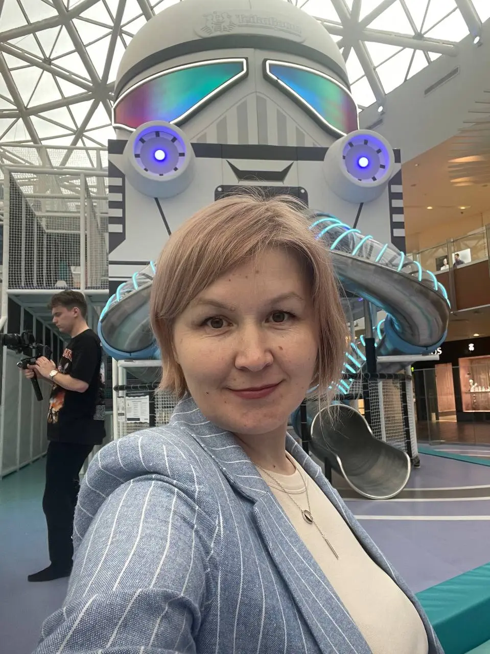 Бизнес - завтрак в Москве.
Честно, давно хотела посетить, наконец-то звезды совпали. Примчала буквально на один день из Питера, чтоб увидеть своими глазами, что за мероприятие | Сетка — социальная сеть от hh.ru