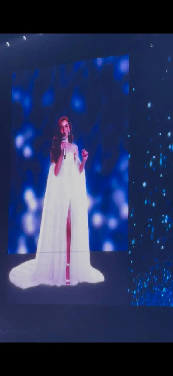 Послевкусие от АмоКонф
Эта неделя неожиданно получилась плотной на конференции и бизнес-ивенты разных форматов.
И наиболее яркой была #АмоКонф | Сетка — социальная сеть от hh.ru