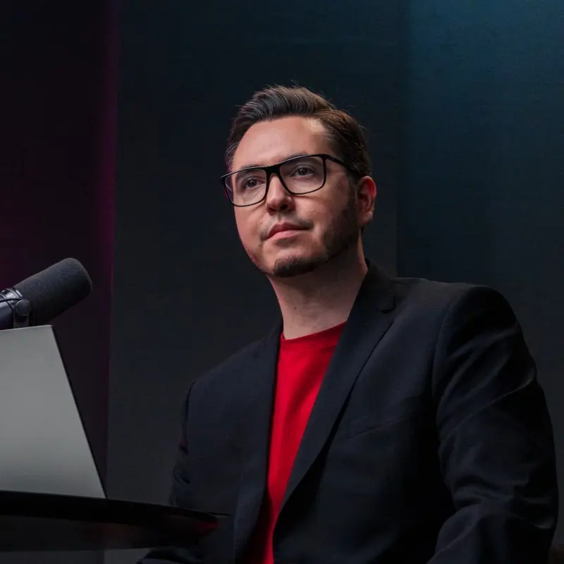 Виталий Шелест | Сетка — социальная сеть от hh.ru