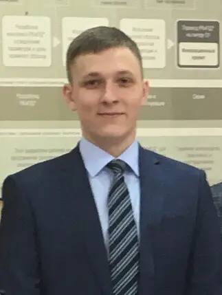 Михаил Комшанов