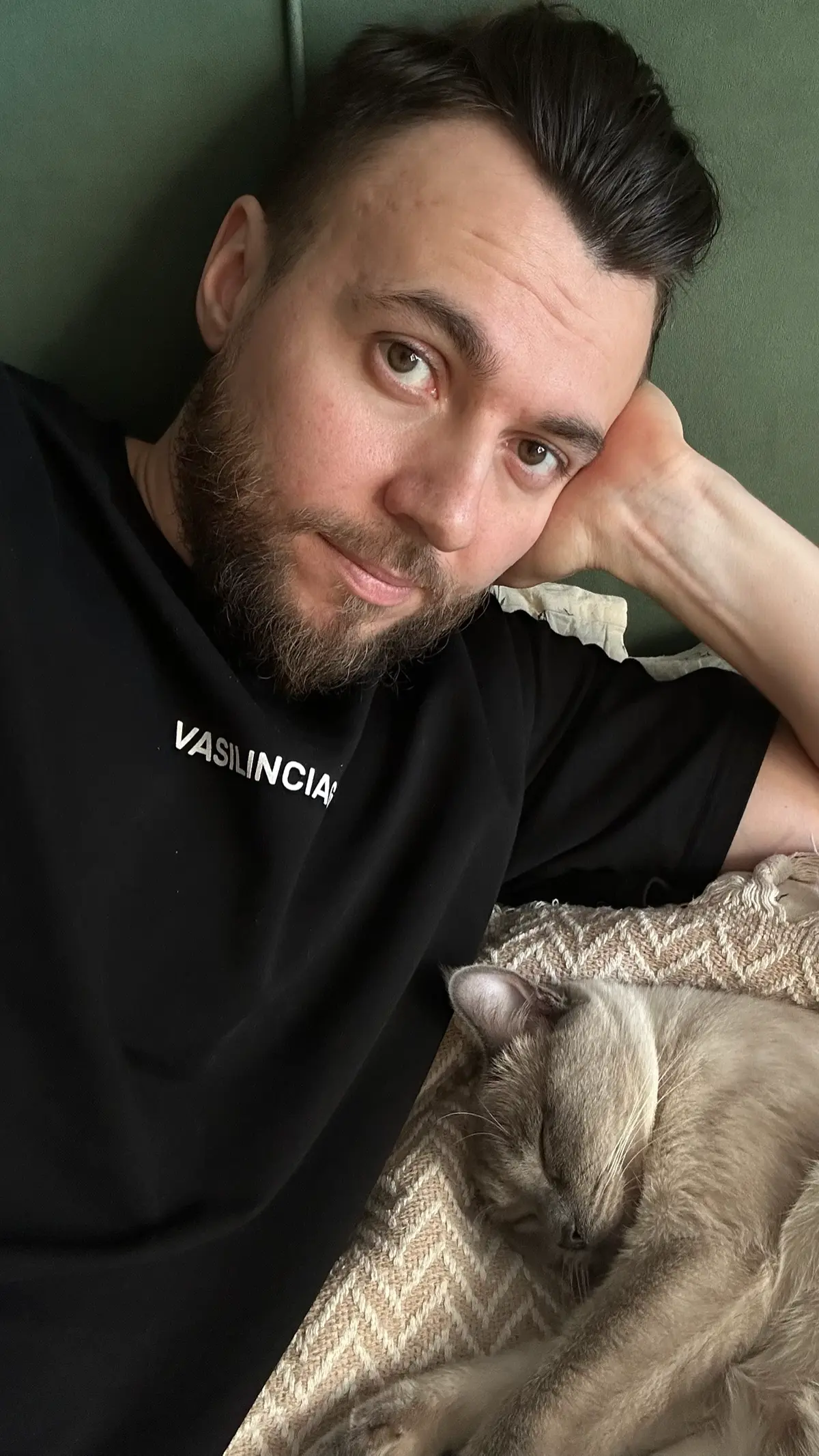 Сегодня 4 года, как я работаю на одном проекте в инвестициях | Сетка — социальная сеть от hh.ru