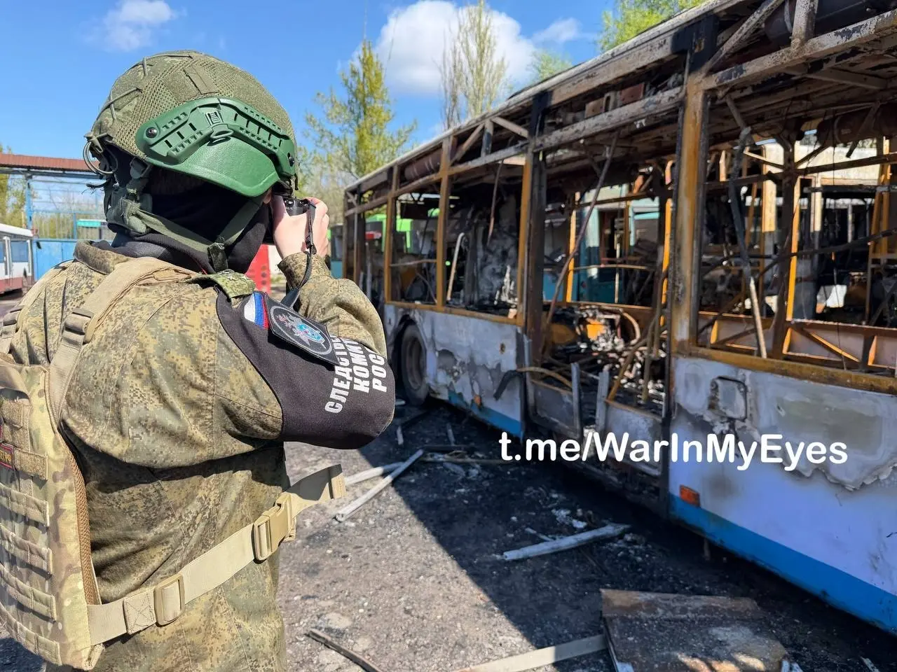 ‼️Последствия прилета ударного БПЛА на территорию автотранспортного предприятия в Куйбышевском районе Донецка вчера. | Сетка — социальная сеть от hh.ru