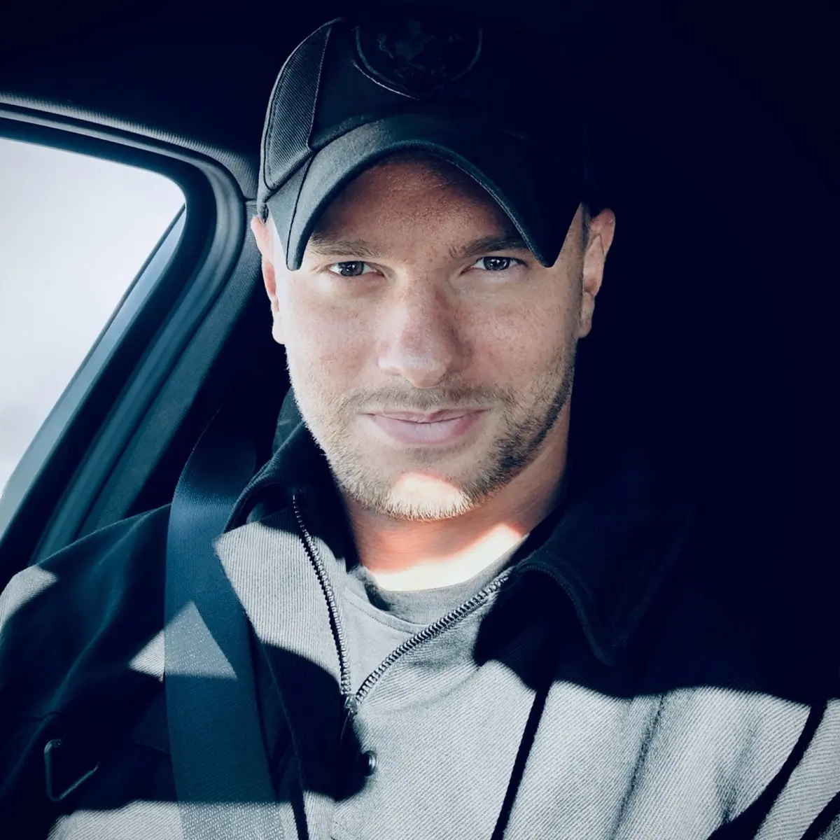 Антон Довженко