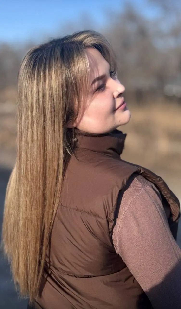 Все знают, что я давно ушла со студии конечно же, и я решила туда не возвращаться, ушла в свободное плавание | Сетка — социальная сеть от hh.ru