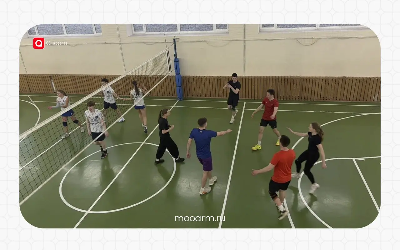 Товарищеский матч по волейболу в 4 команды
🏐16 апреля Ассоциация региональной молодёжи совместно с Представительством Вологодской области провели товарищеский матч по волейболу | Сетка — социальная сеть от hh.ru