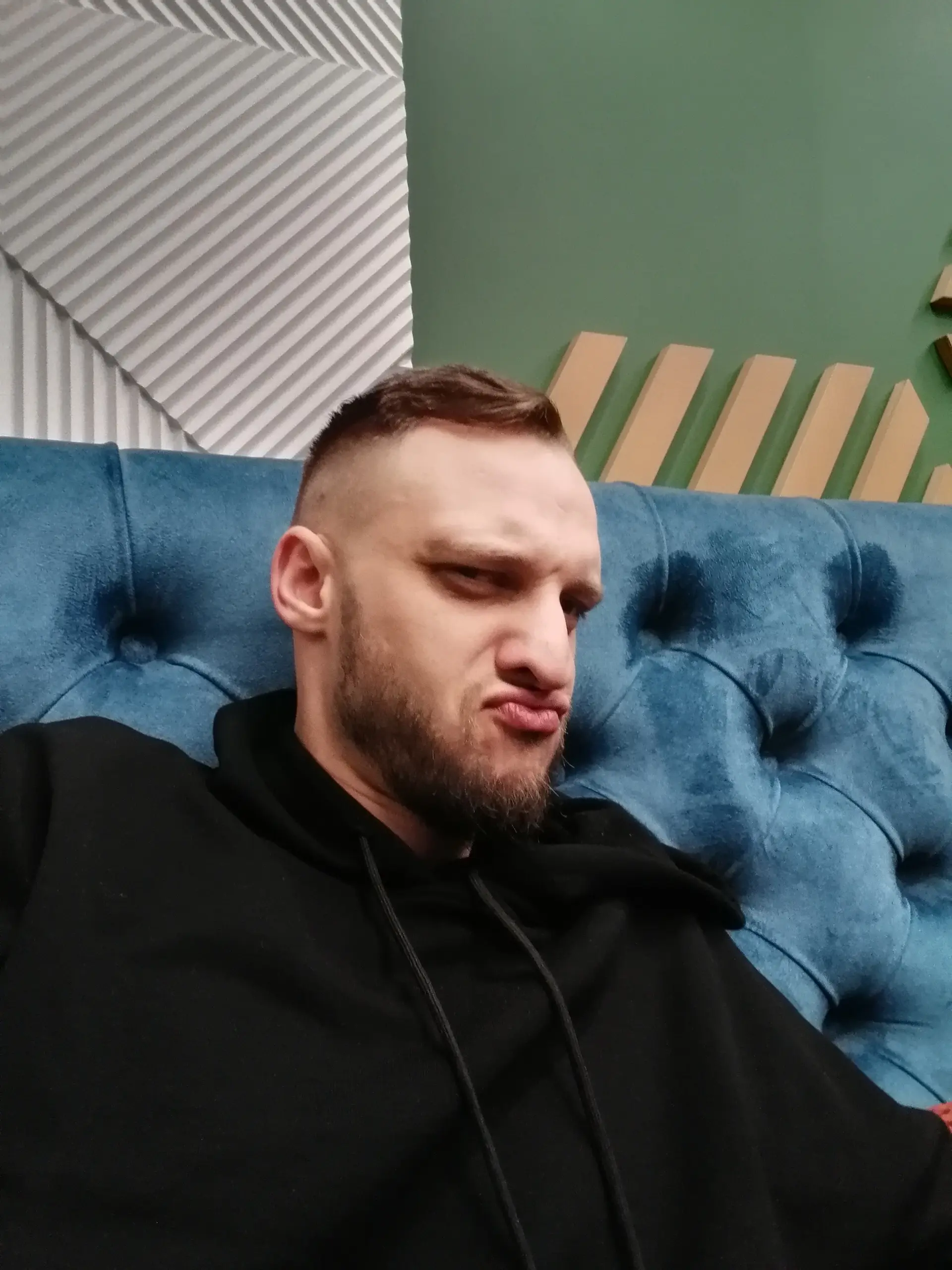 Иван Попов