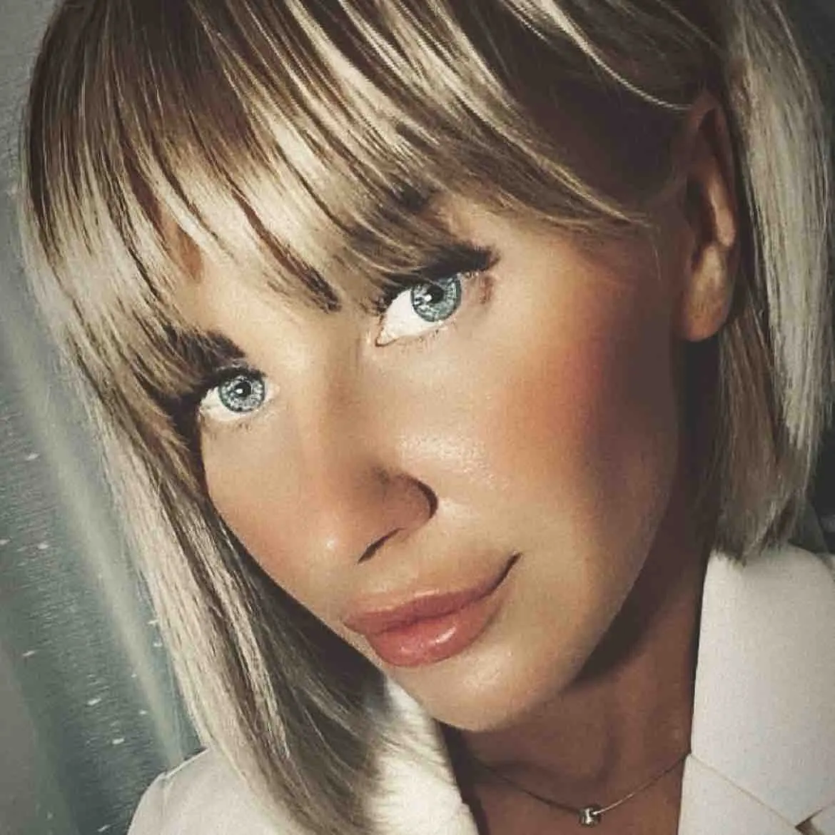 Алена Феер