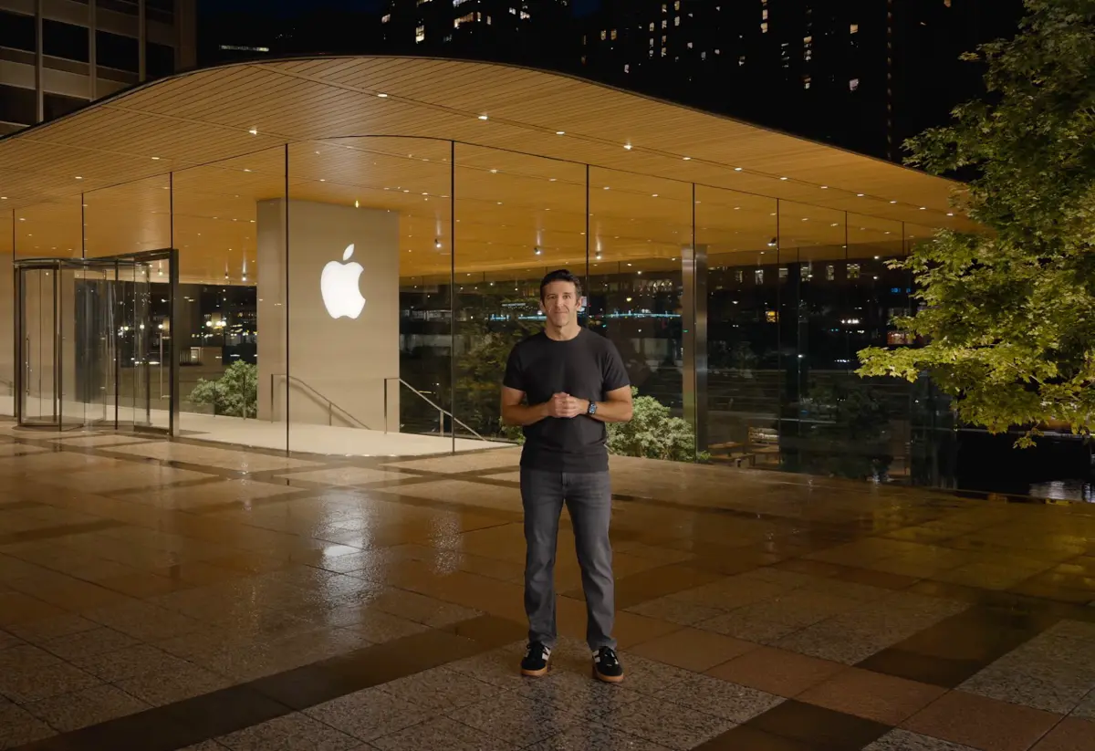 Кто такой Джон Тернус:
Это инженер и топ-менеджер Apple, который работает в компании с 2001 года | Сетка — социальная сеть от hh.ru
