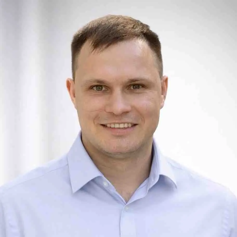 Виталий Сланцев | Сетка — социальная сеть от hh.ru