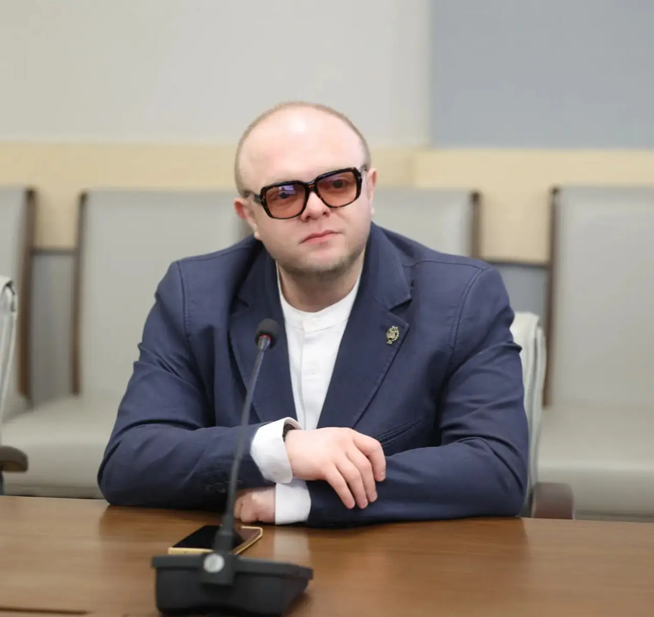 Даже молчание не может быть бесконечным.
Плотный на события финал первого квартала года перетек в не менее насыщенный задачами первый месяц нового триместра | Сетка — социальная сеть от hh.ru