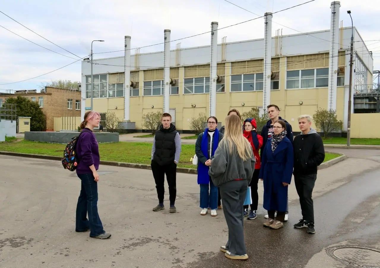 Будущие гидрологи МГУ — на объектах Мосводоканала!
👩‍🎓🧑‍🎓Студенты 3 курса кафедры гидрологии суши географического факультета МГУ побывали с экскурсией сразу на двух ключевых объектах Мосводоканала — К... | Сетка — социальная сеть от hh.ru