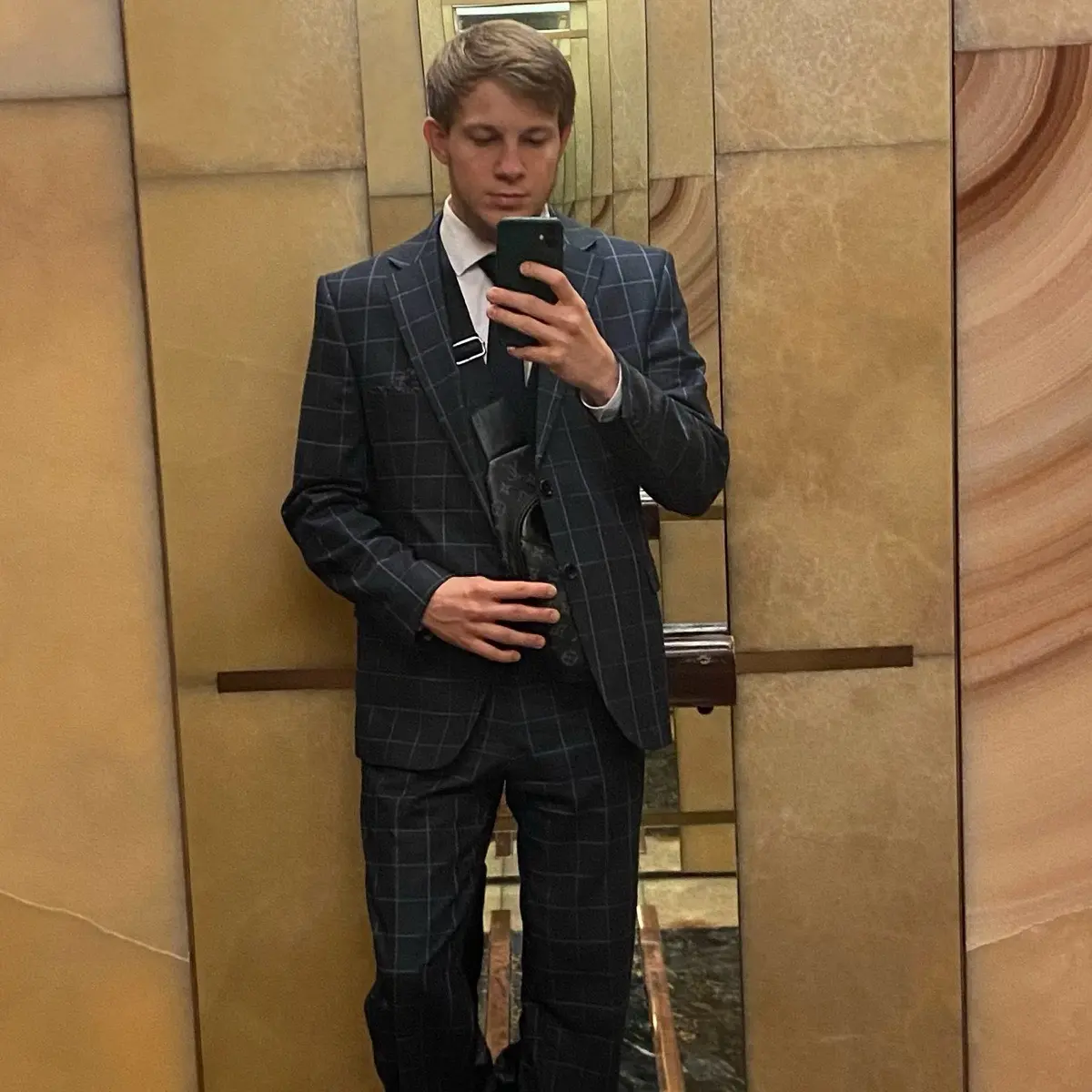 Ахмад Хаптукаев | Сетка — социальная сеть от hh.ru