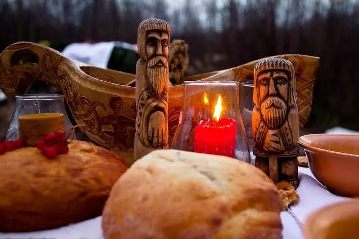 Радоница или Родоница❓❓❓🤔
Разбираемся, откуда ноги растут у весенних поминок
Автор Екатерина Родина
Привет, друзья! Весна в разгаре, природа просыпается, а вместе с ней — и мысли о предках | Сетка — социальная сеть от hh.ru