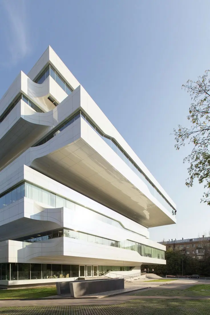 ПАРАМЕТРИЗМ (parametric design)
Продолжаем рубрику #стиливархитектуре. Сегодня — параметризм: стиль, который вырос из цифрового проектирования | Сетка — социальная сеть от hh.ru