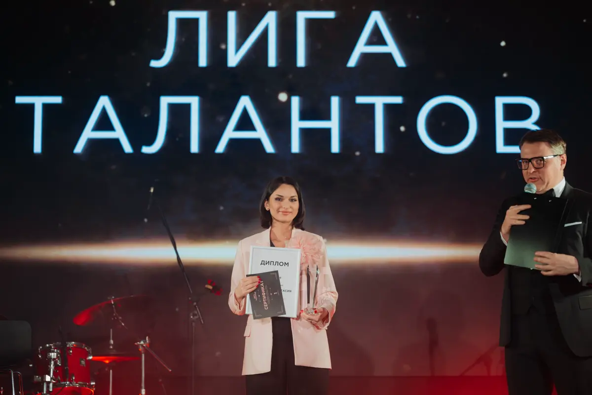 Возможно, кто-то спросит, зачем тебе это участие в конкурсе? И я задумаюсь…А потом отвечу…Признание… Вот что важно и ценно для меня | Сетка — социальная сеть от hh.ru