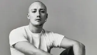 Марсело Гутьеррес стал креативным директом по макияжу бренда Kiko Milano. Это первая подобная должность в истории марки | Сетка — социальная сеть от hh.ru