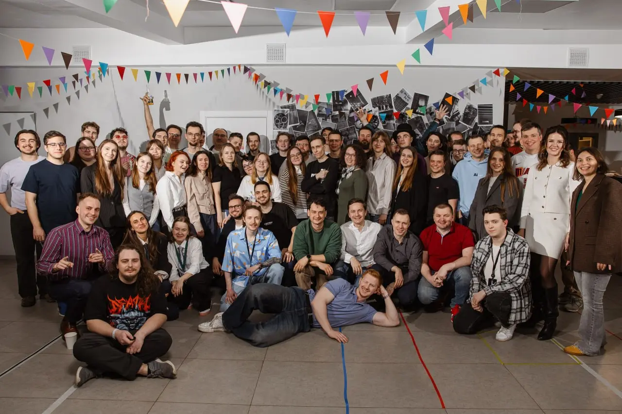 Raft — 4 года 🥳
Лучший способ отпраздновать День Рождения - собраться всем вместе. Поговорить не в рабочем чате, а вживую | Сетка — социальная сеть от hh.ru