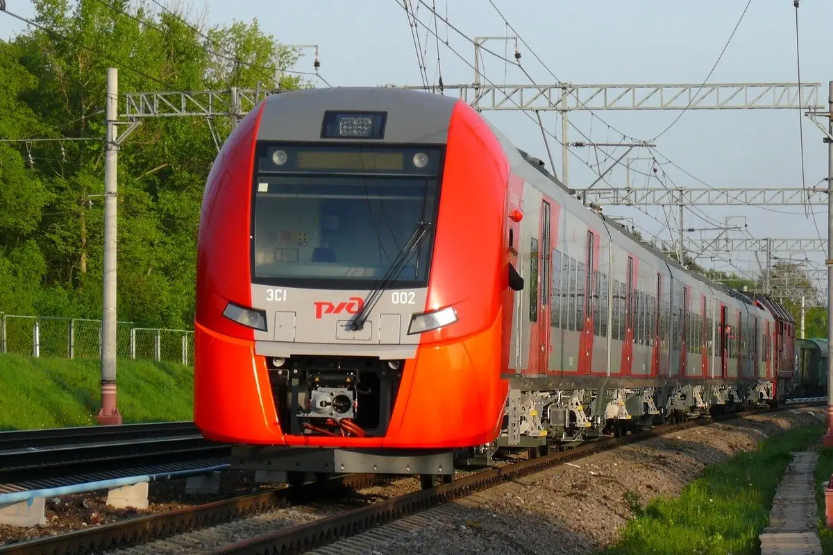 🚉На майские праздники запустят дополнительный поезд из Кисловодска в Ростов-на-Дону
В период майских праздников между Кисловодском и Ростовом-на-Дону назначат дополнительный поезд | Сетка — социальная сеть от hh.ru
