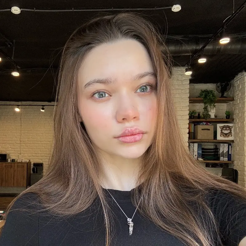 Aлина Есюнина | Сетка — социальная сеть от hh.ru