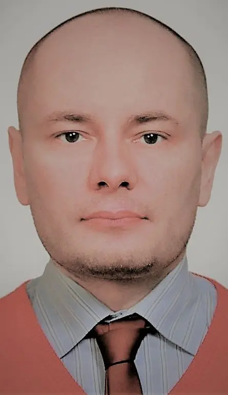 Артем Тихомиров