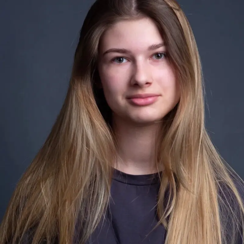 Милана Комарова