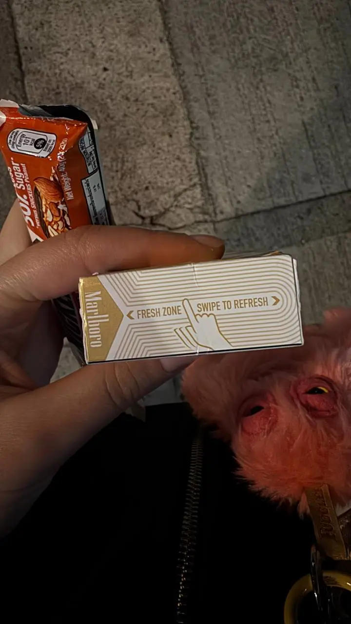день сегодня был максимально насыщенный, но об этом потом
пока смотрите какая разработка найдена! на пачке сигарет есть полоска, которую надо потереть, чтобы пальцы не воняли | Сетка — социальная сеть от hh.ru