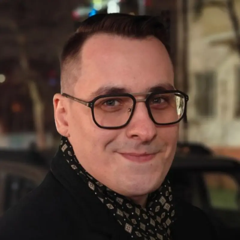 Владислав Усанин