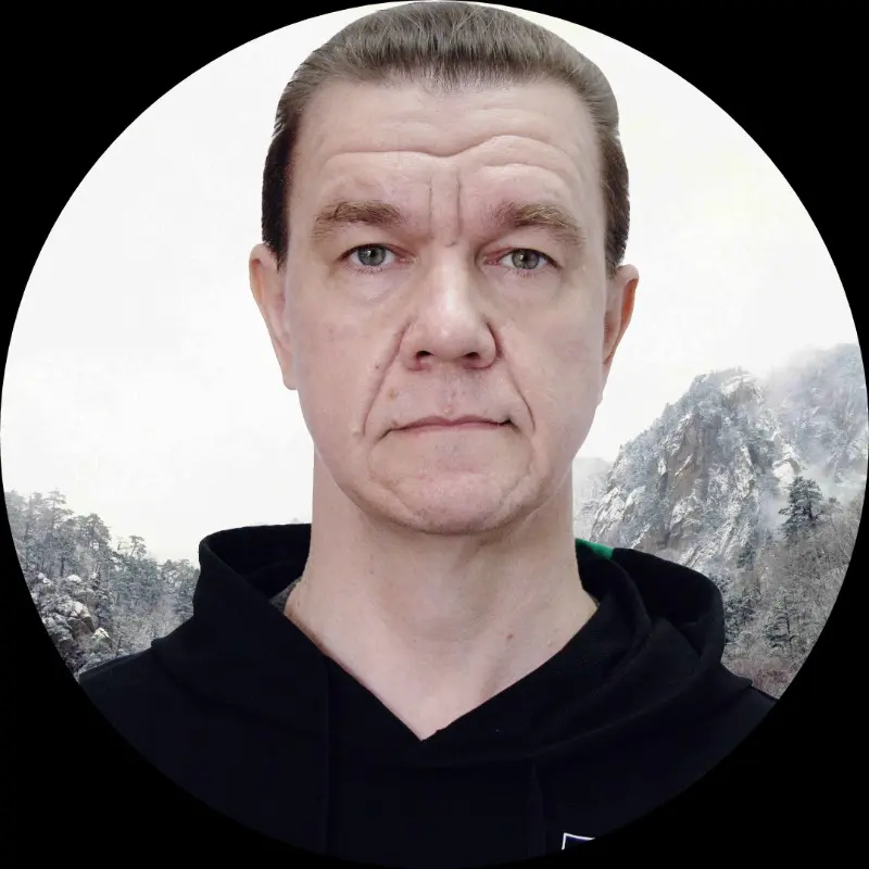 Олег Злотников