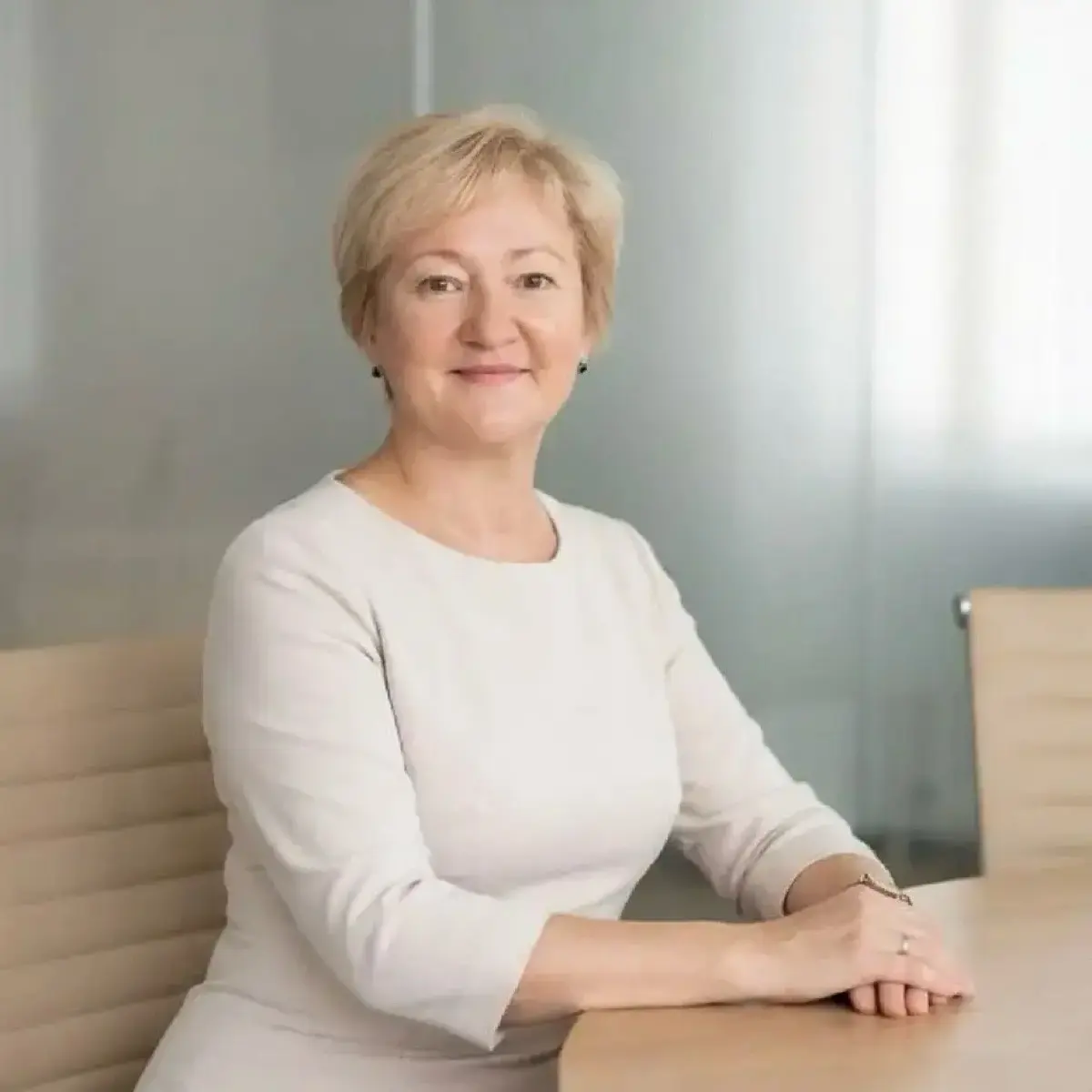 Анна Елистратова
