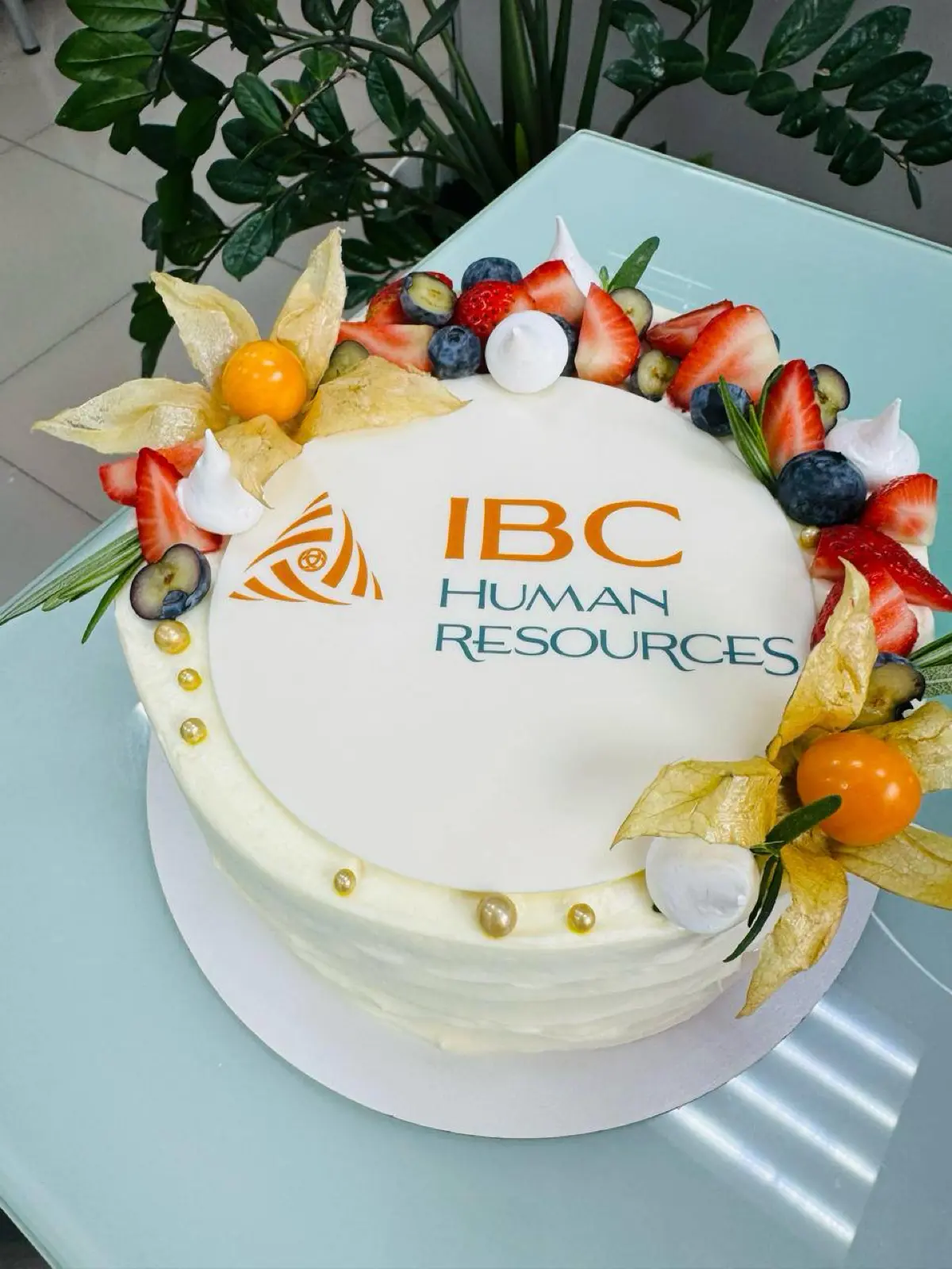 С Днем рождения, IBC HR | Сетка — социальная сеть от hh.ru
