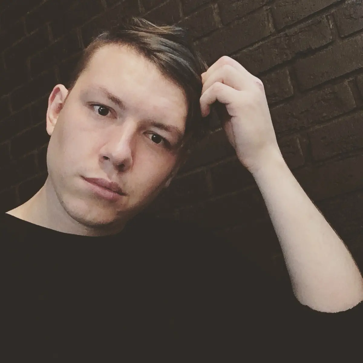 Богдан Колонутов