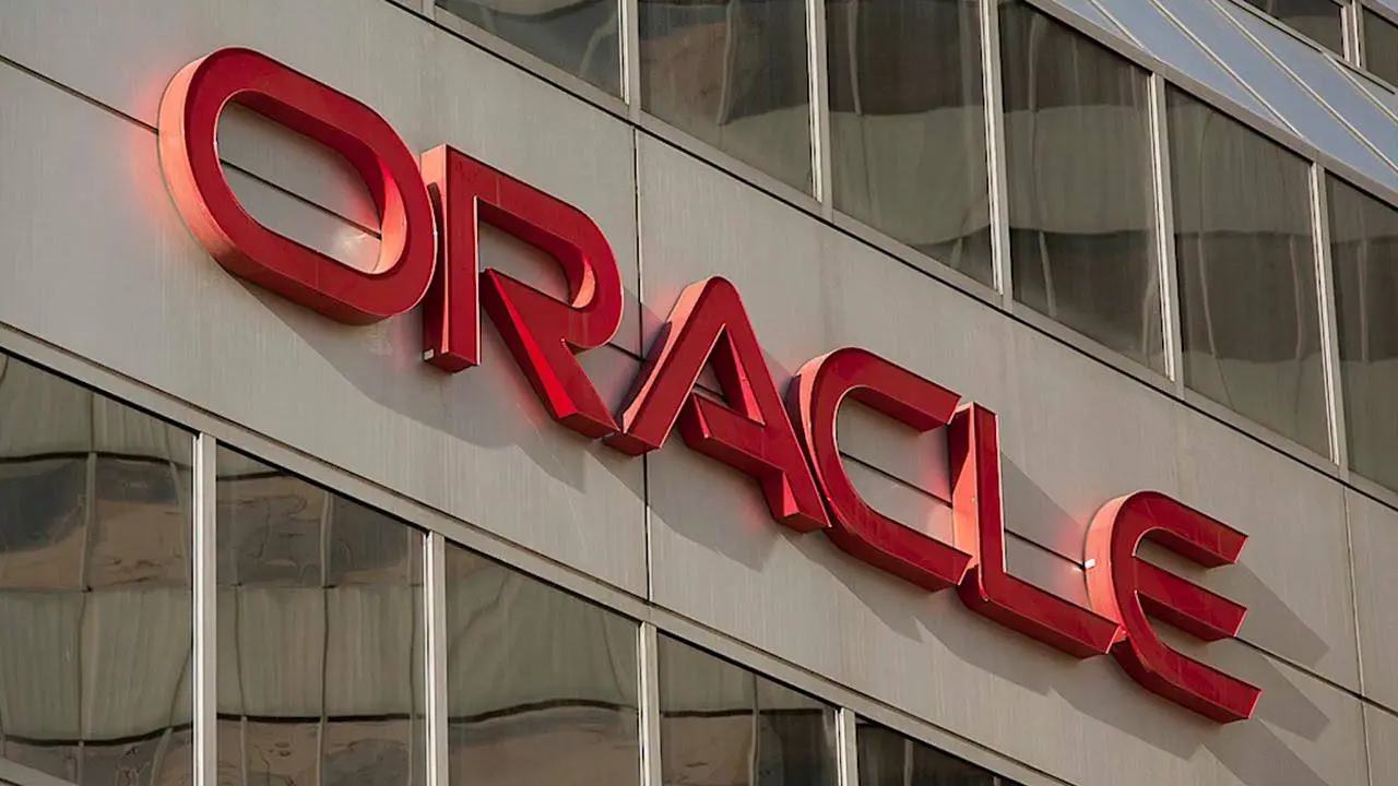 🛠️ 🛡️ Oracle выпустила критическое обновление с 481 исправлением, включая Java
В рамках квартального Critical Patch Update компания Oracle исправила 481 уязвимость в своих продуктах | Сетка — социальная сеть от hh.ru