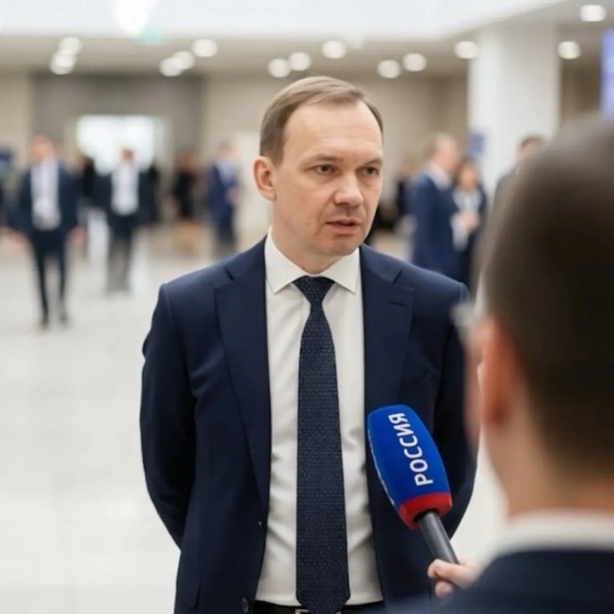 Евгений Романов