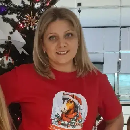 Елена Яшанова