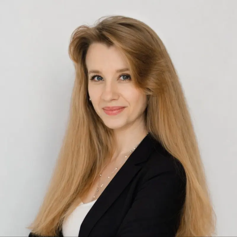 Алёна Овчинникова | Сетка — социальная сеть от hh.ru